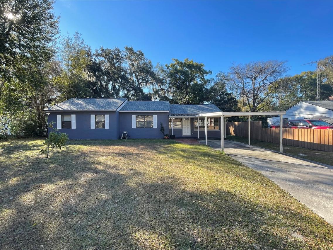 706 Mission Dr., Wildwood, FL 34785