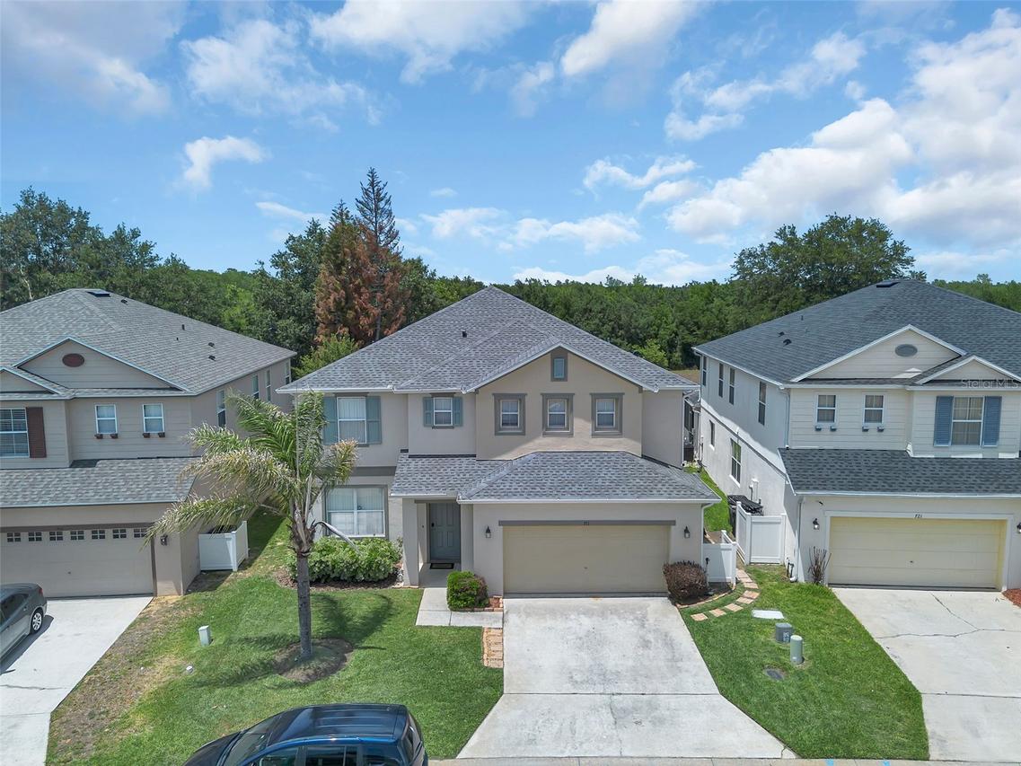 711 Kettering Rd., Davenport, FL 33897