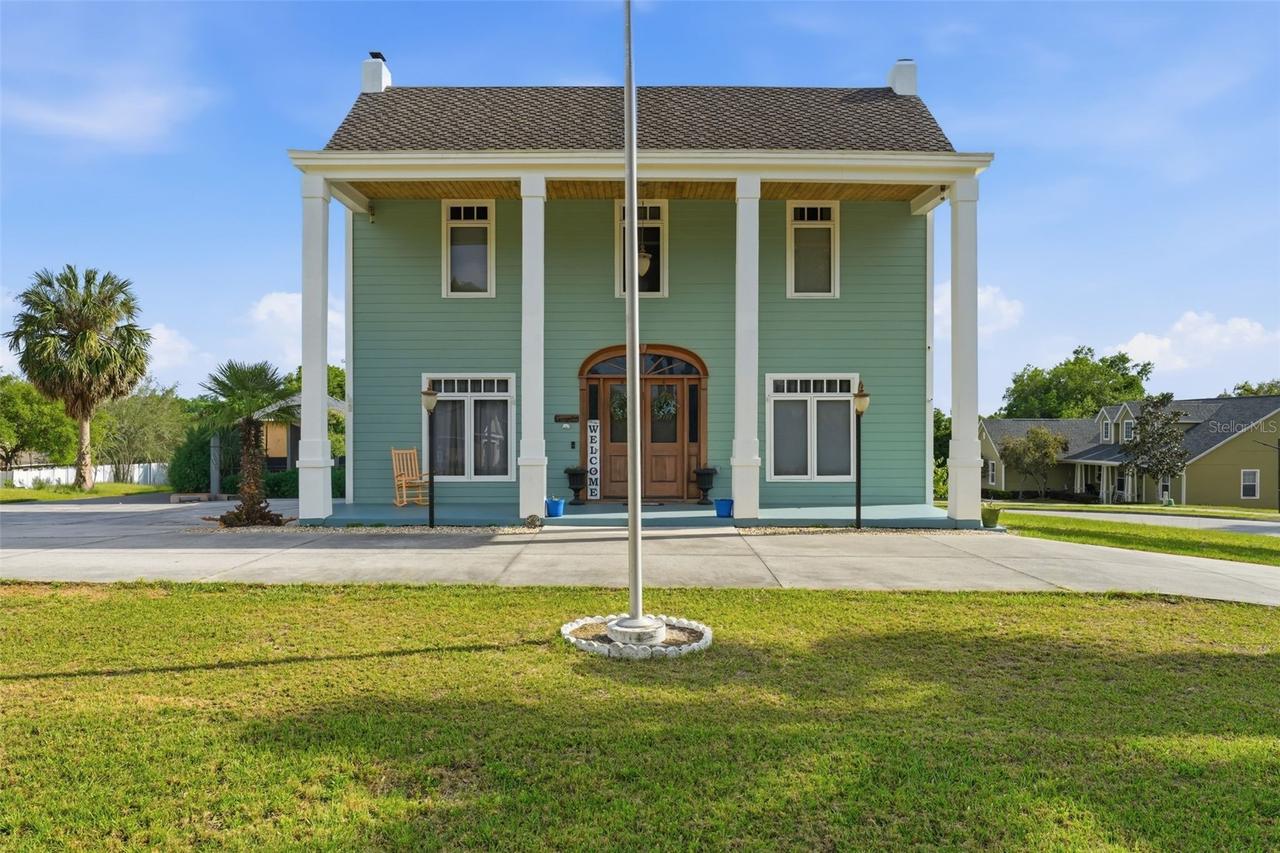 835 Butch Cassidy Ln., Eustis, FL 32726