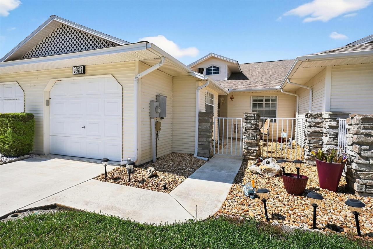 26627 Racquet Cir., Leesburg, FL 34748