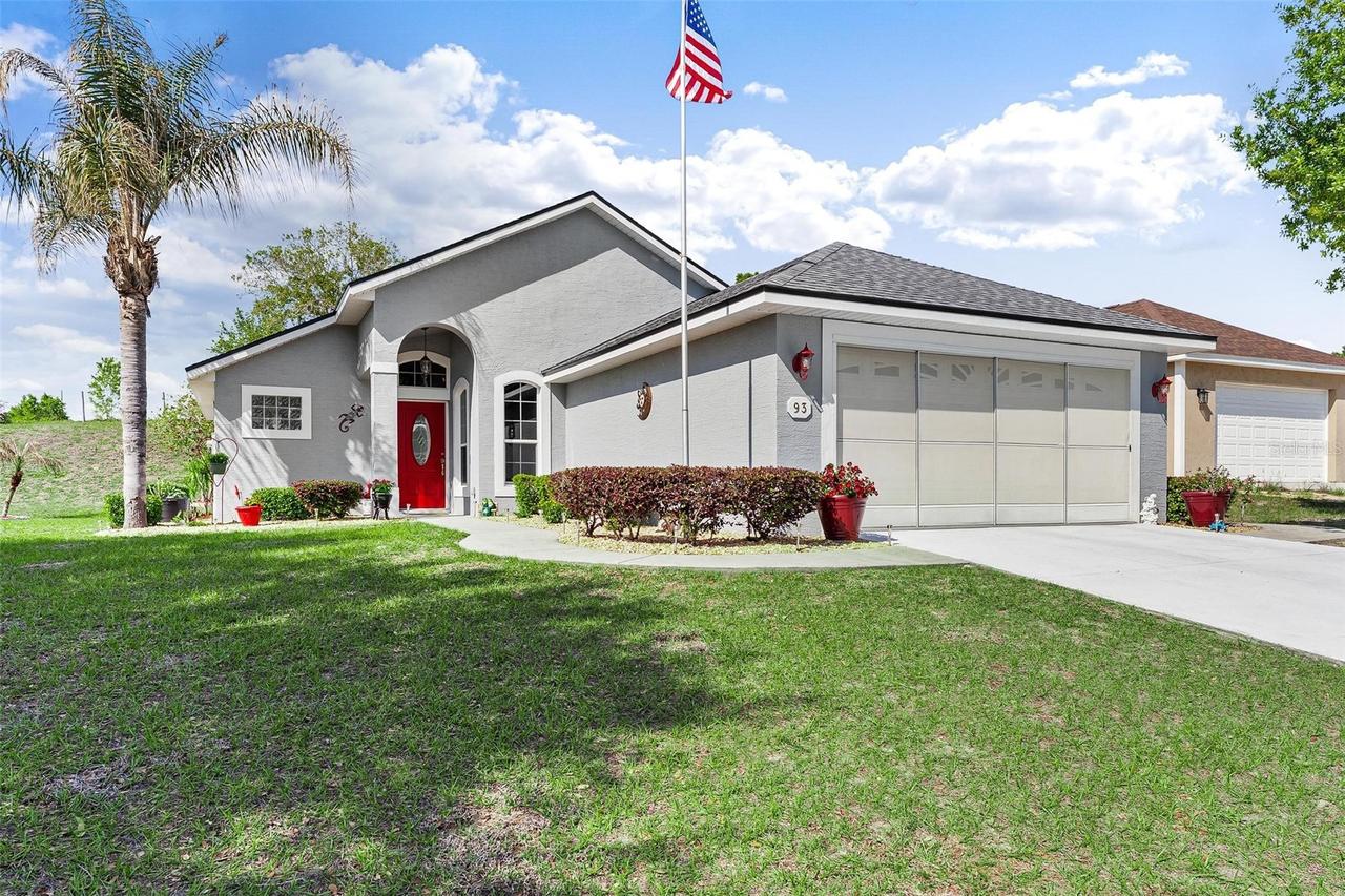 93 Fairway Cir., Umatilla, FL 32784
