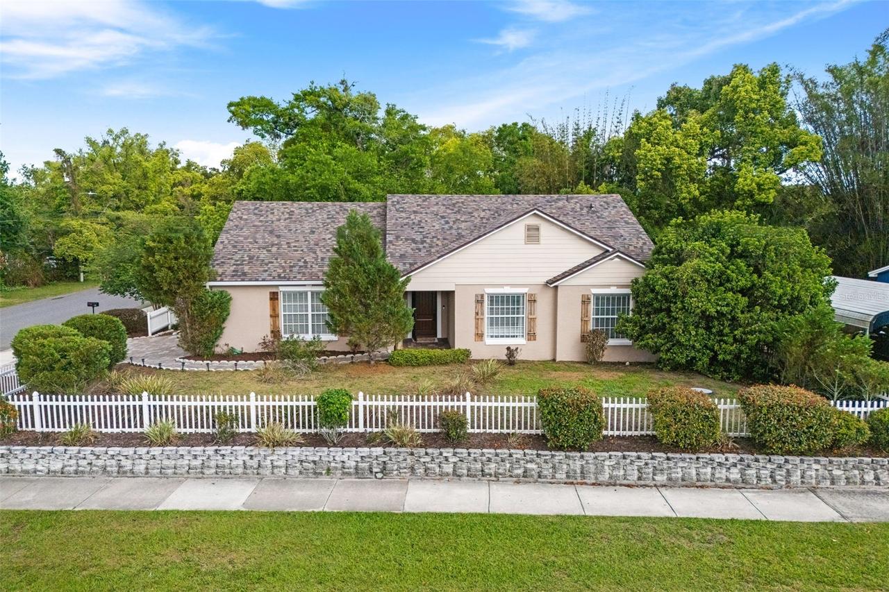 870 Carlson Dr., Orlando, FL 32804