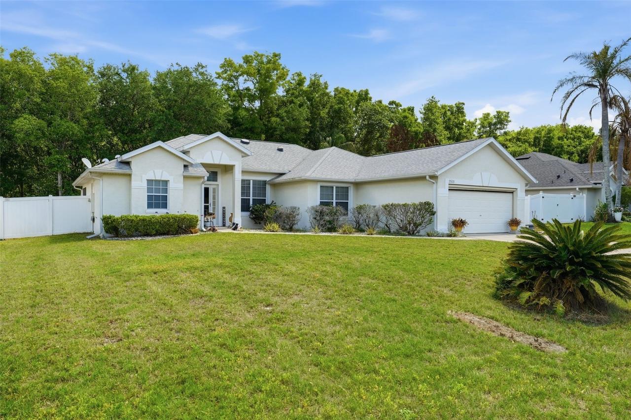2503 Gables Dr., Eustis, FL 32726