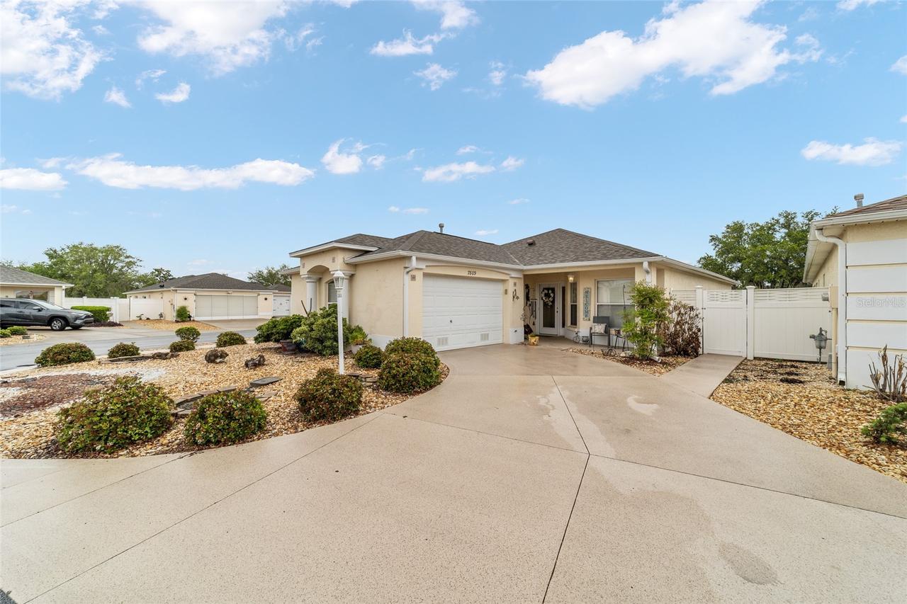 7809 SE 171ST Harleston St., The Villages, FL 32162