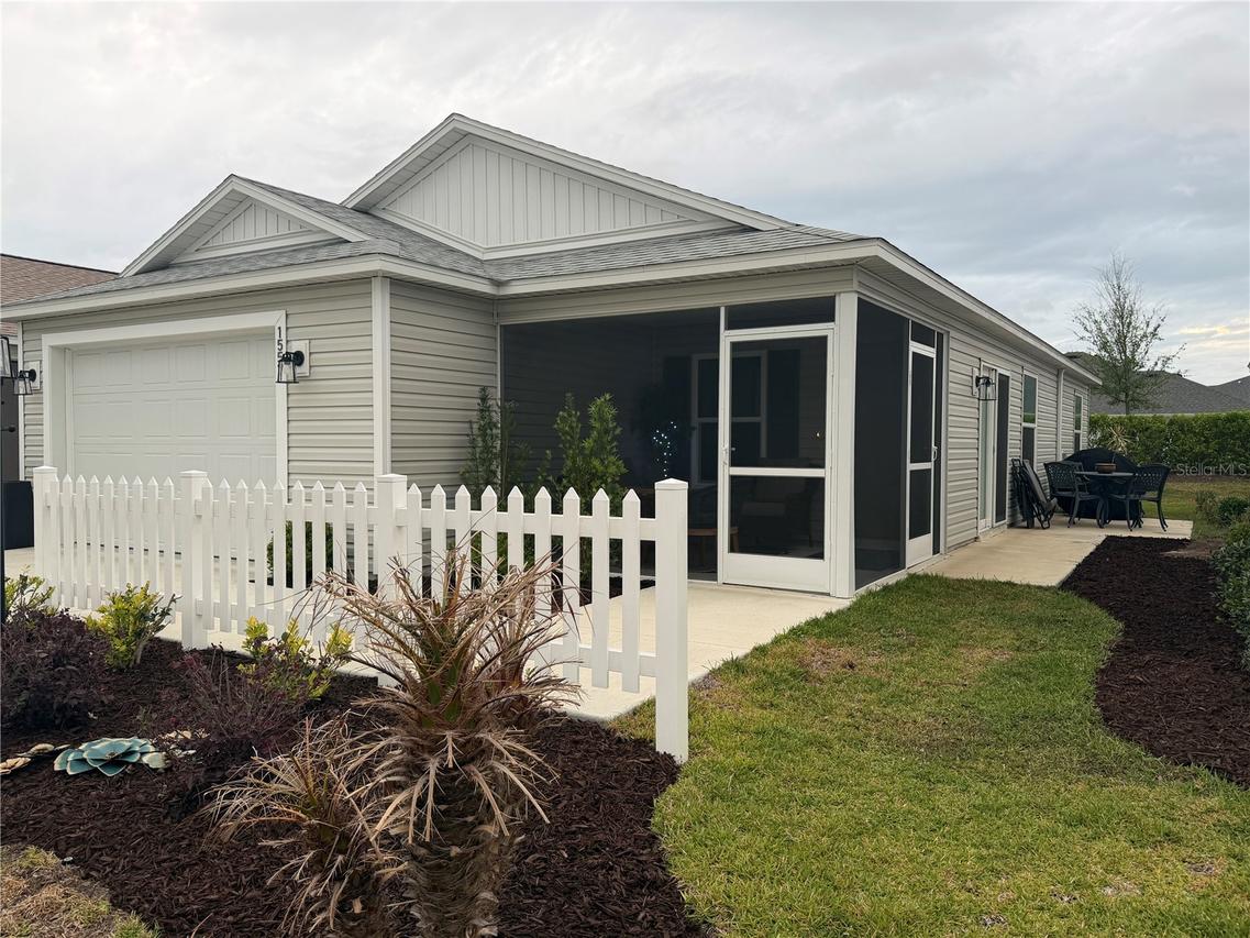 1557 Ferry Pl., The Villages, FL 34762