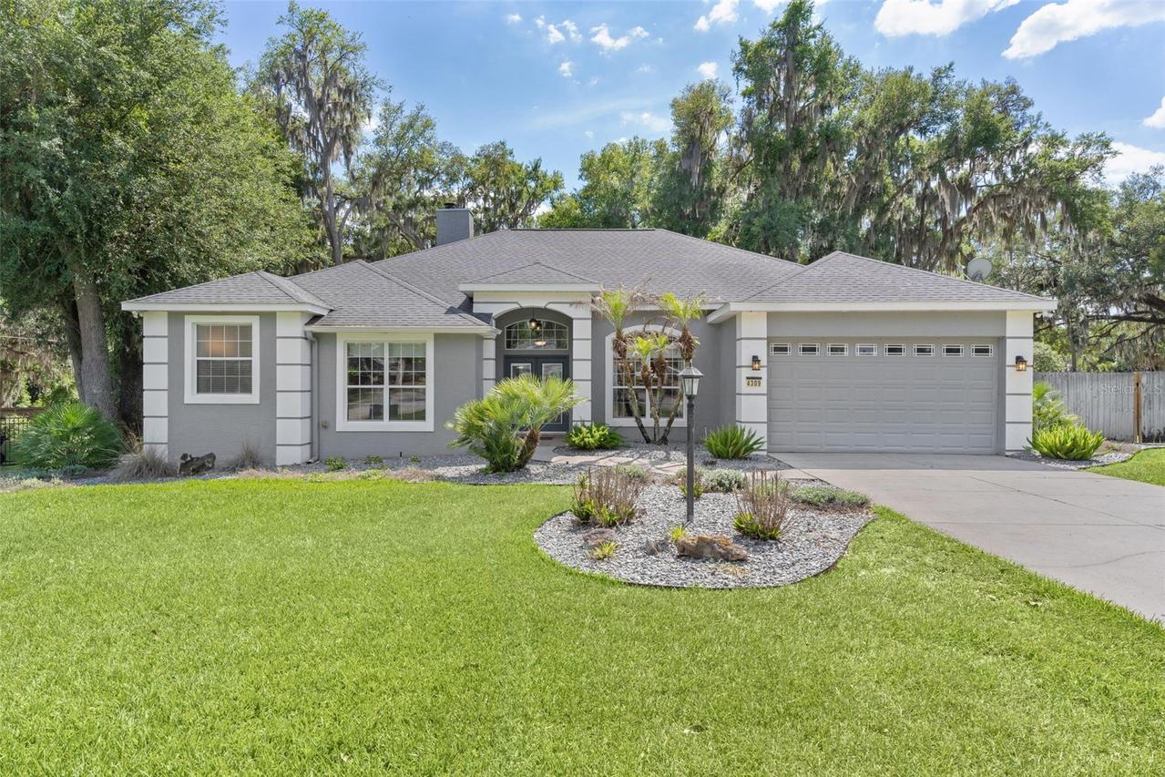 4309 Serene Cir., Fruitland Park, FL 34731