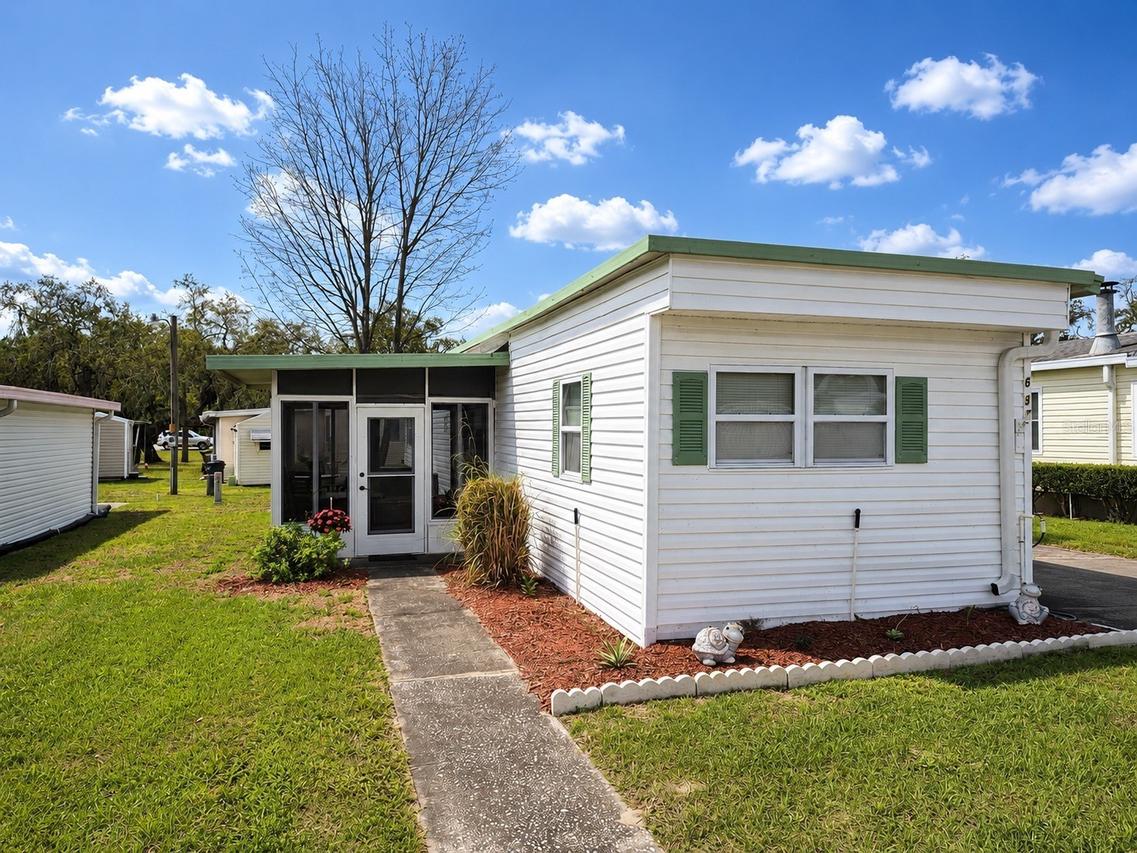 637 Misti Dr., Leesburg, FL 34788