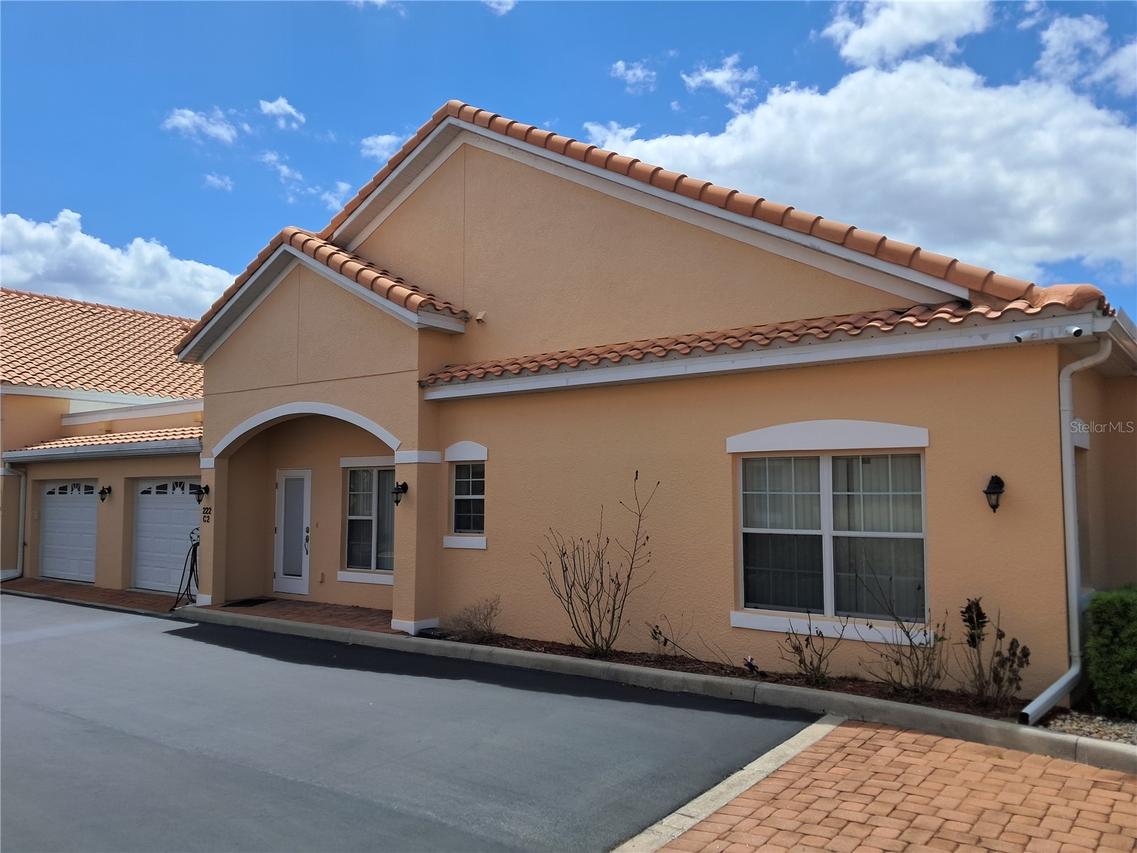 222 David Walker Dr. #C2, Tavares, FL 32778