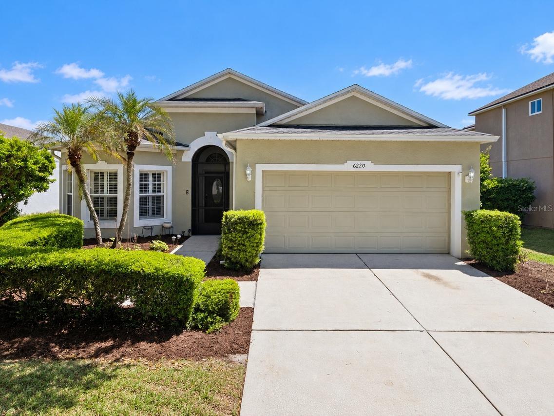 6220 N Beldon Dr, Mount Dora, FL 32757
