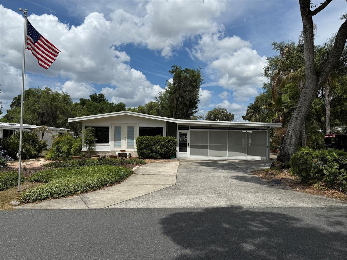 9 S Bobwhite Rd., Wildwood, FL 34785