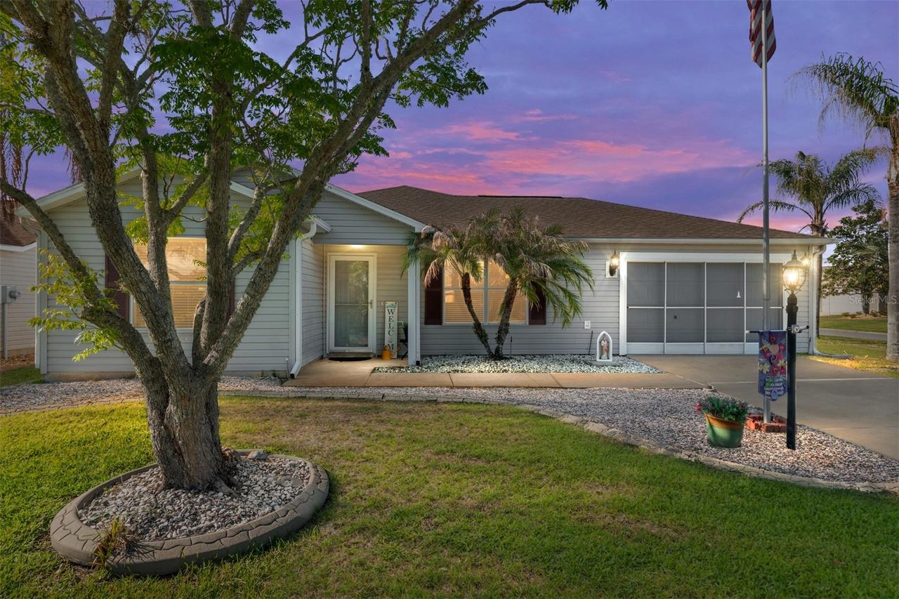 2588 English Ivy Cir., The Villages, FL 32162