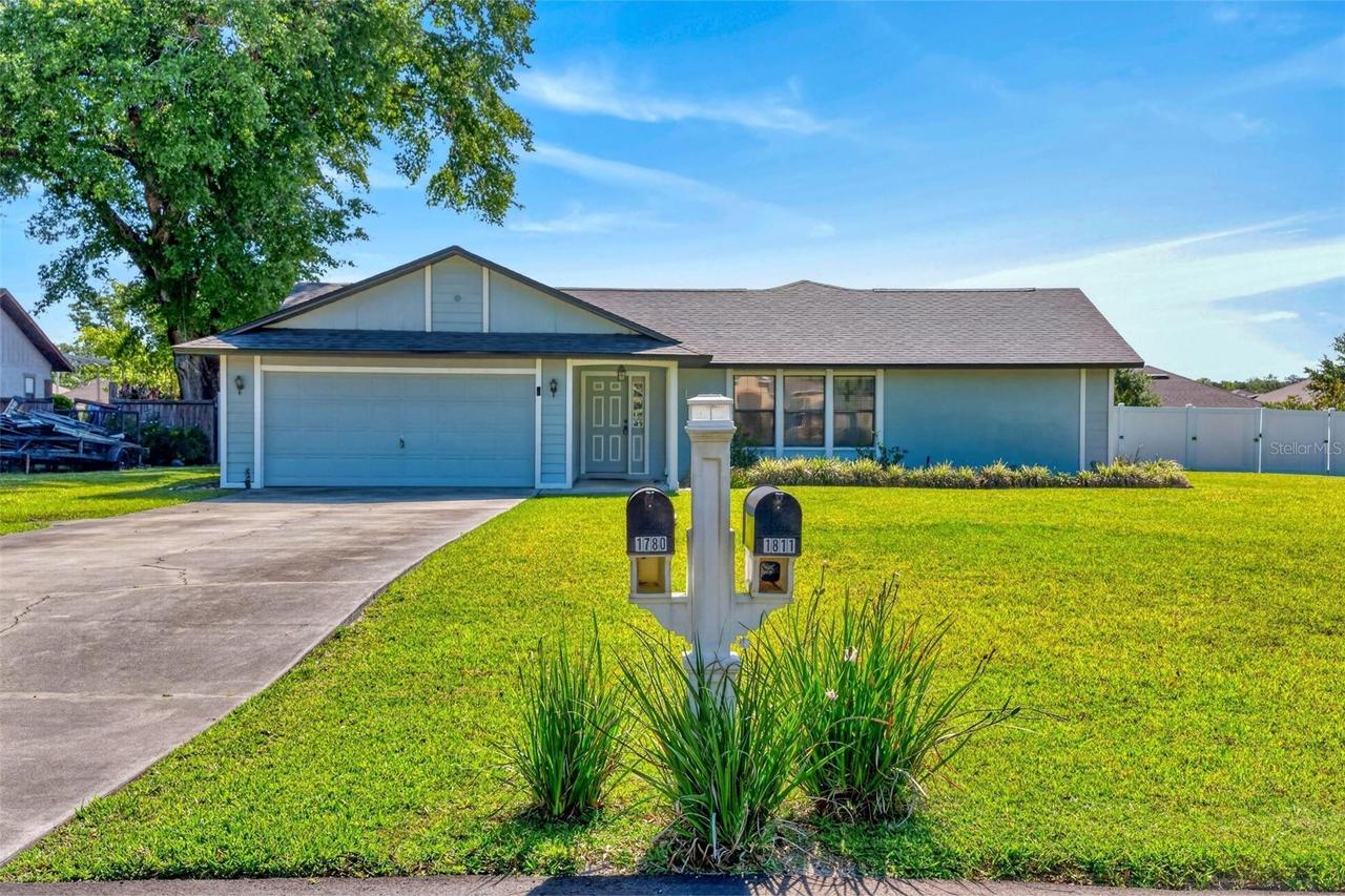 1780 Heather St., Mount Dora, FL 32757