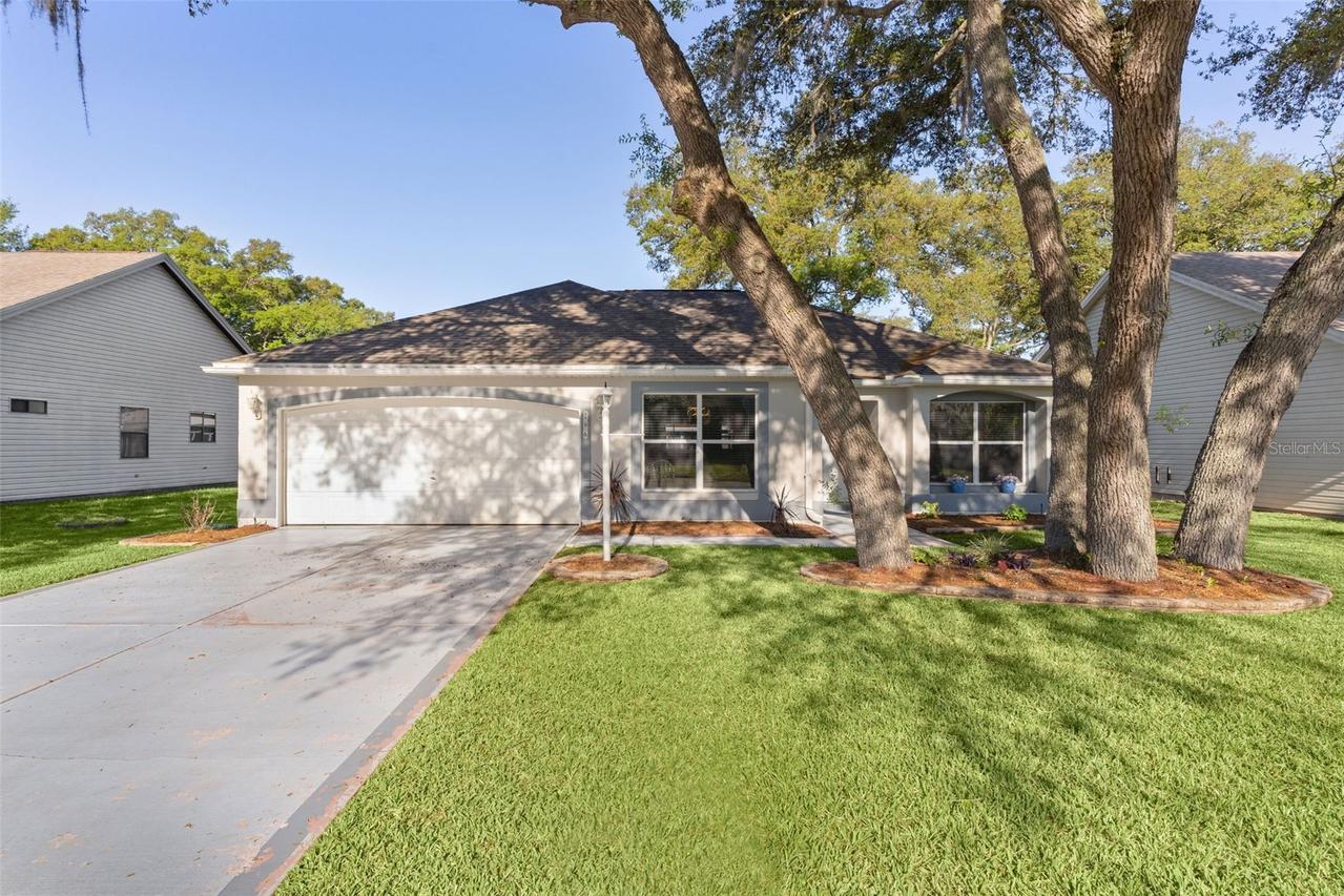 206 Desota Ct., The Villages, FL 32159