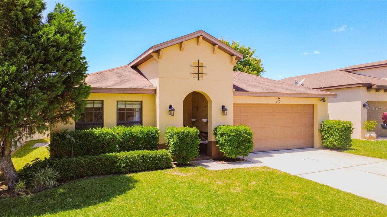 915 Arbor Pointe Ave., Minneola, FL 34715