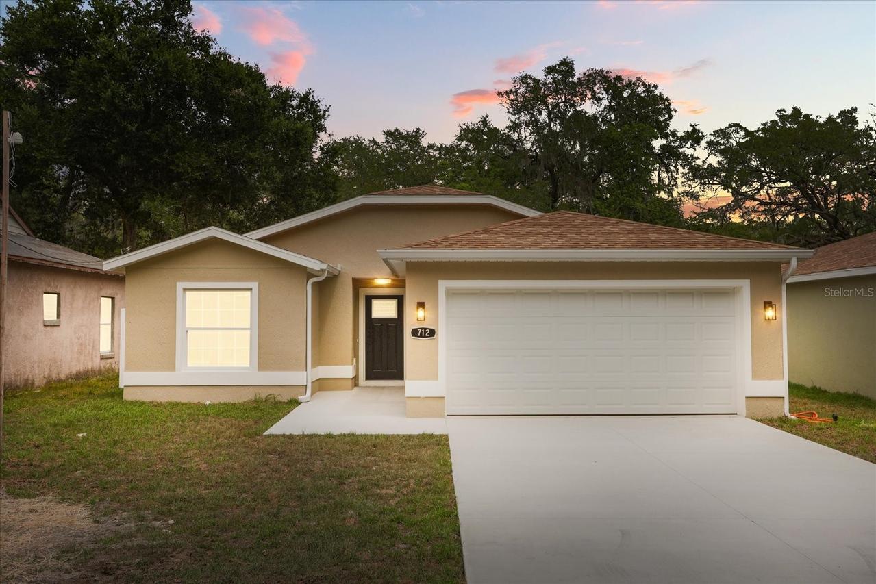 712 Beecher St., Leesburg, FL 34748