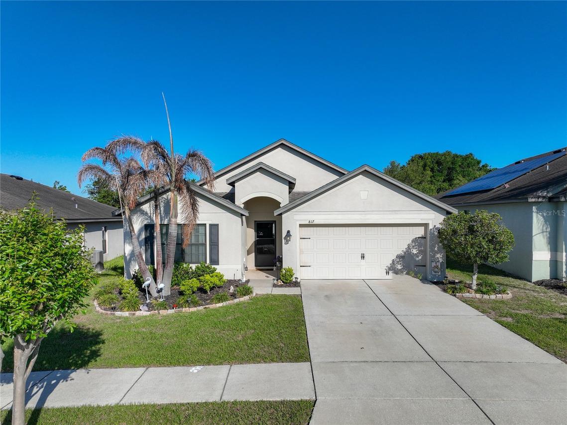 817 Laurel View Way, Groveland, FL 34736