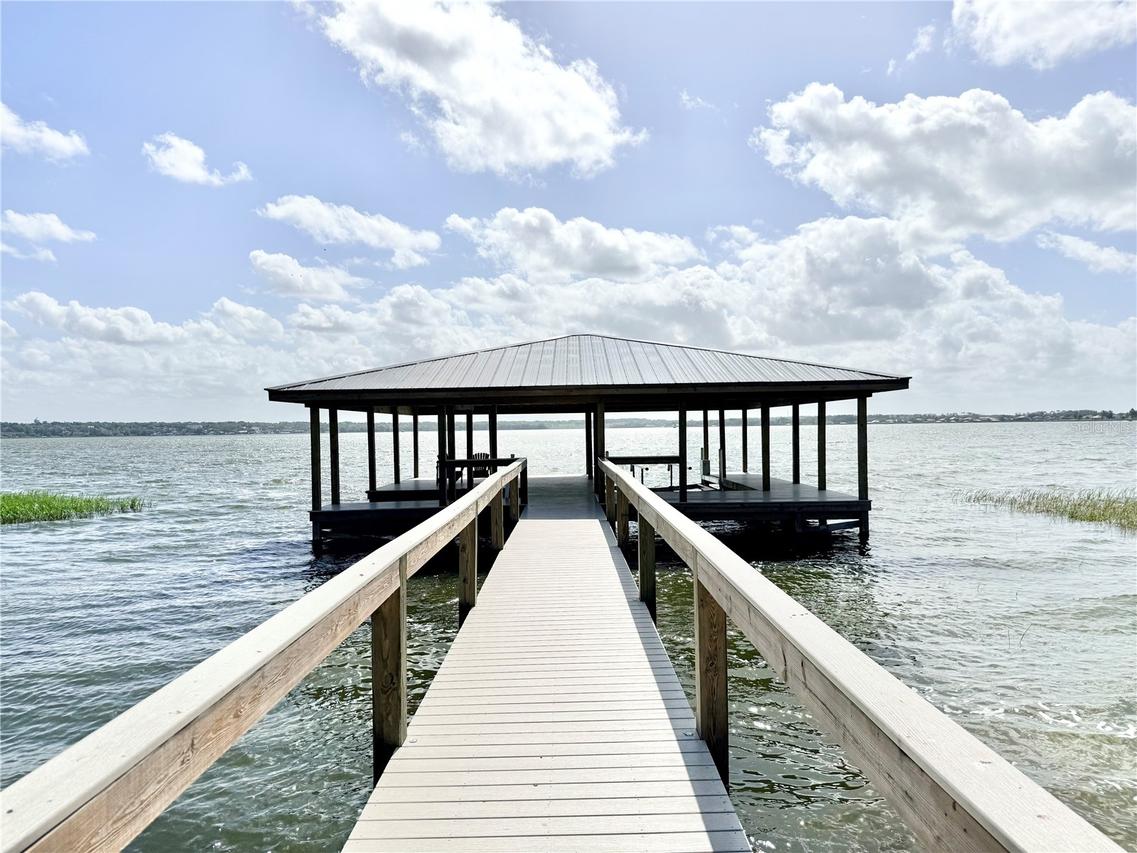 3155 Lakeshore Dr., Mount Dora, FL 32757