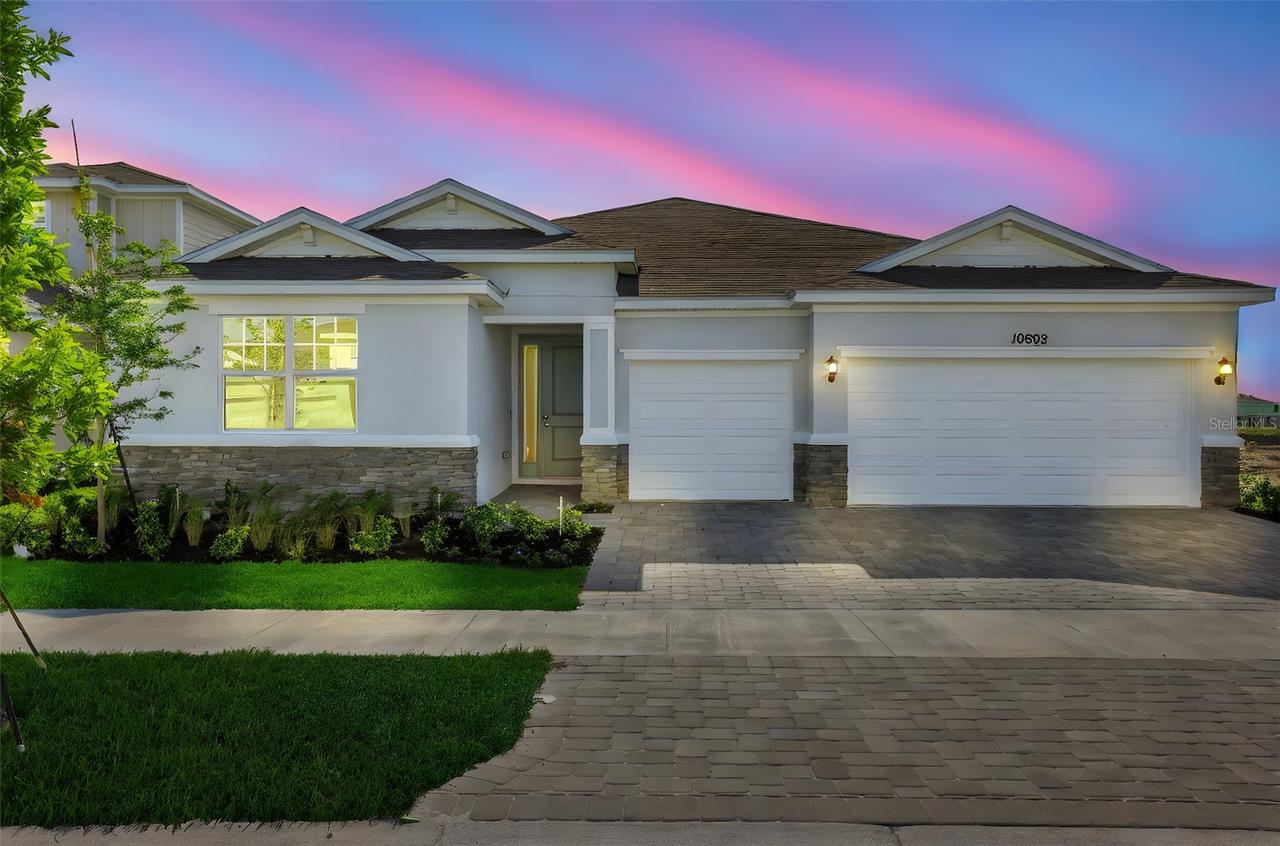 10693 NW Suncrest Loop, Port St Lucie, FL 34987