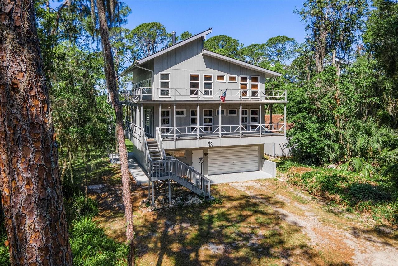 7373 Circle Dr., Lady Lake, FL 32159