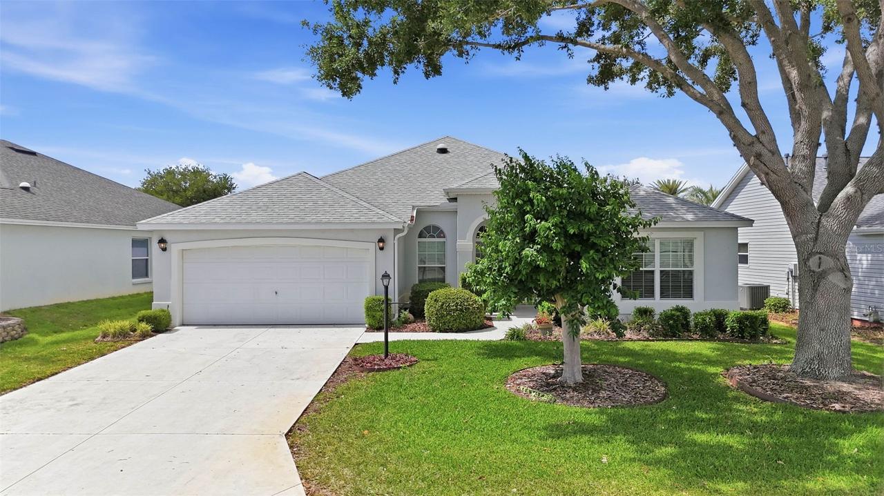 1627 Kensington Pl., The Villages, FL 32162