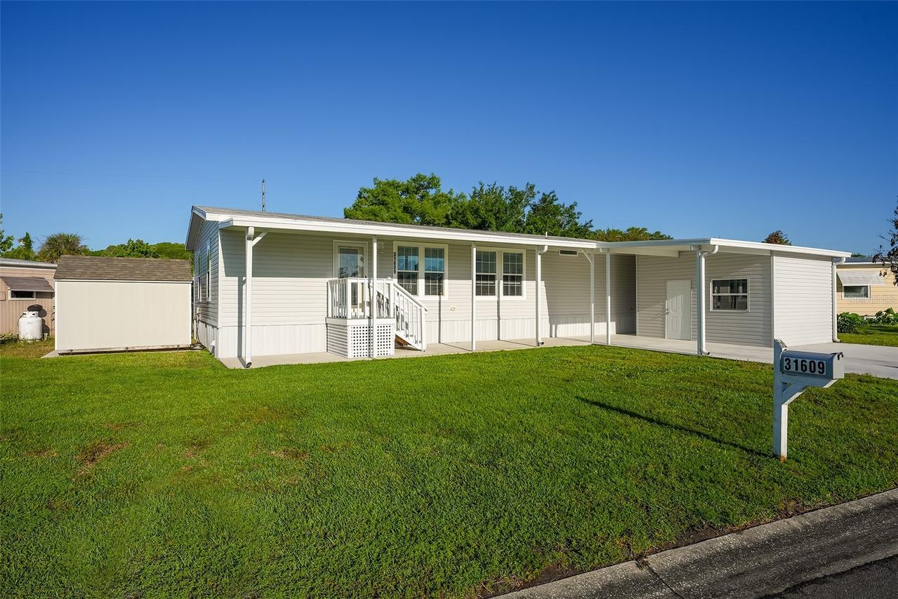 31609 Terrace Dr., Tavares, FL 32778