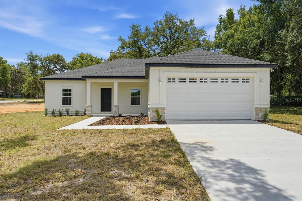13404 New York Ave., Astatula, FL 34705