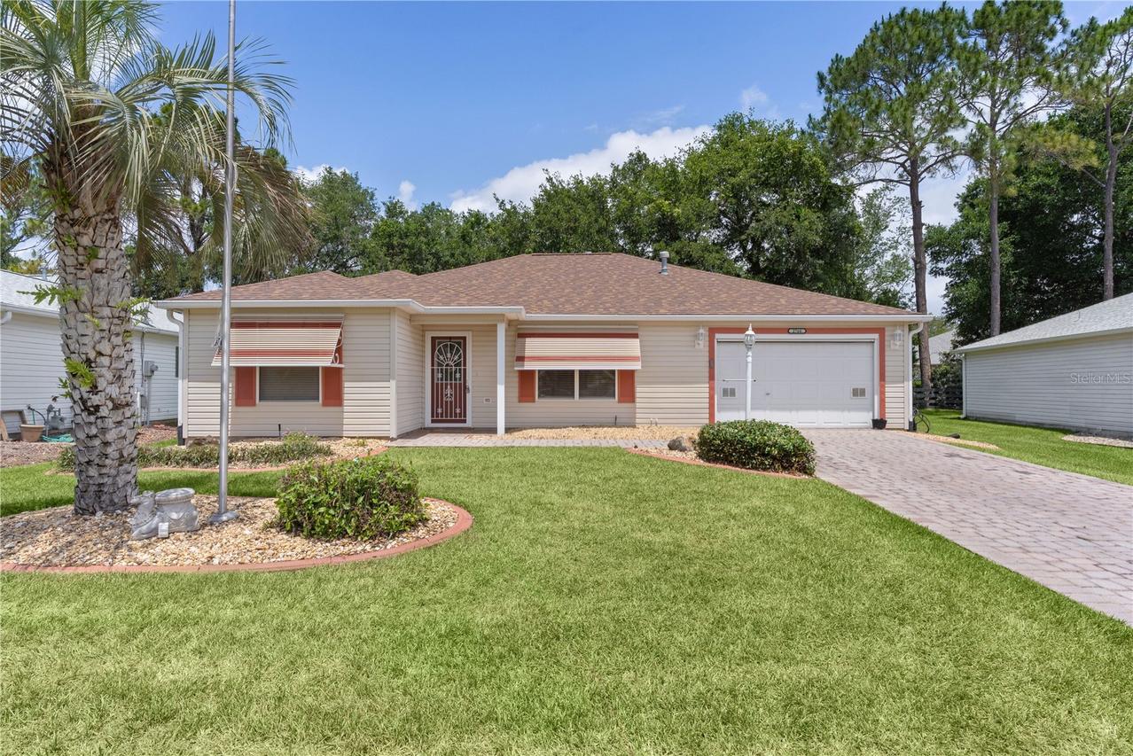 2766 Privada Dr., The Villages, FL 32162
