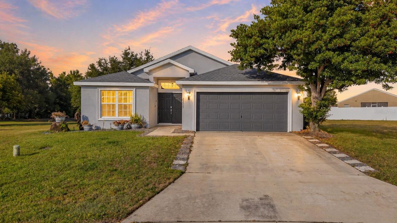 23905 Narrowleaf Ct., Leesburg, FL 34748