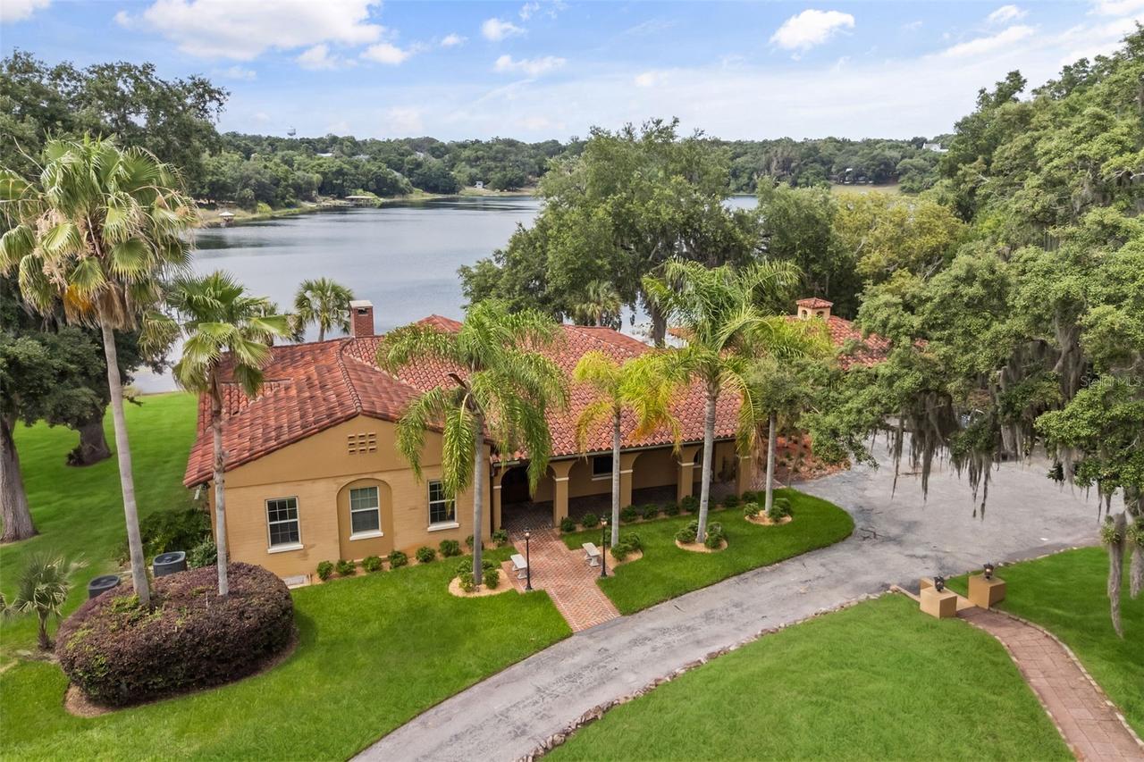 1909 Country Club Dr., Eustis, FL 32726