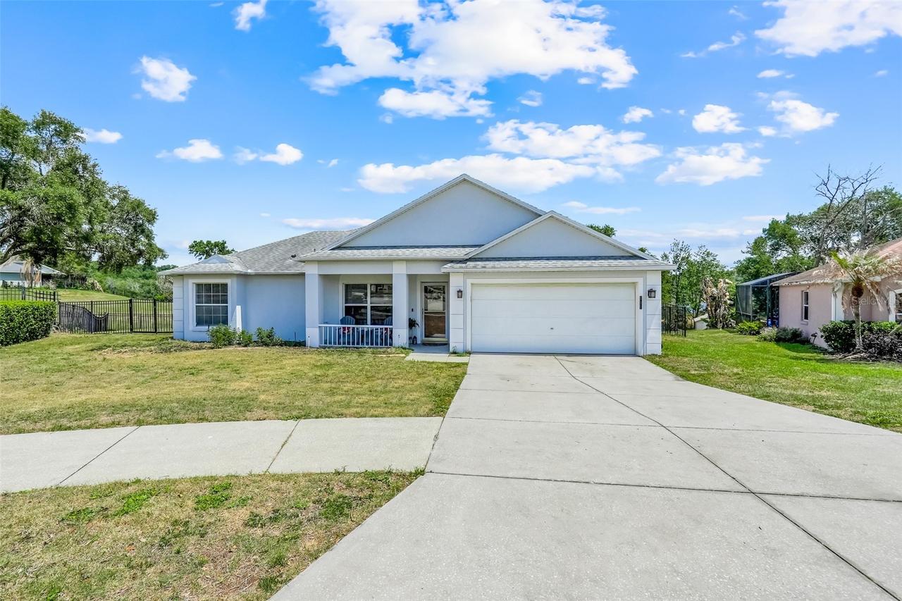 117 Gentle Breeze Dr., Minneola, FL 34715