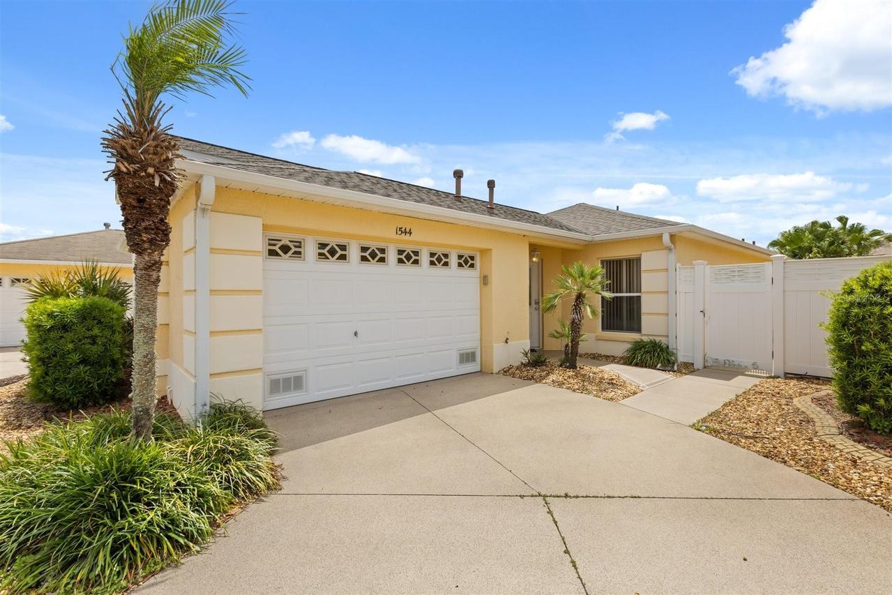 1544 Lime Grove Ln., The Villages, FL 32162