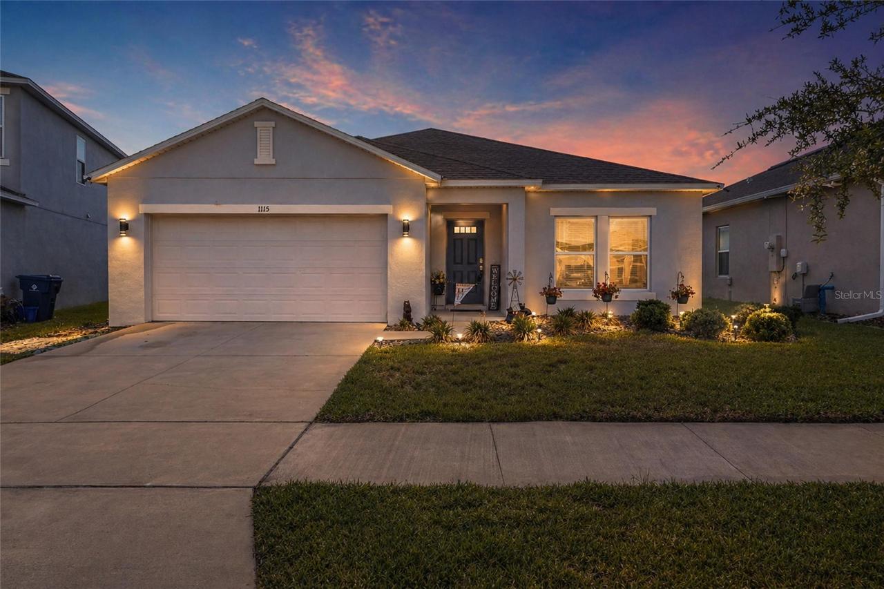 1115 Calico Pointe Cir., Groveland, FL 34736
