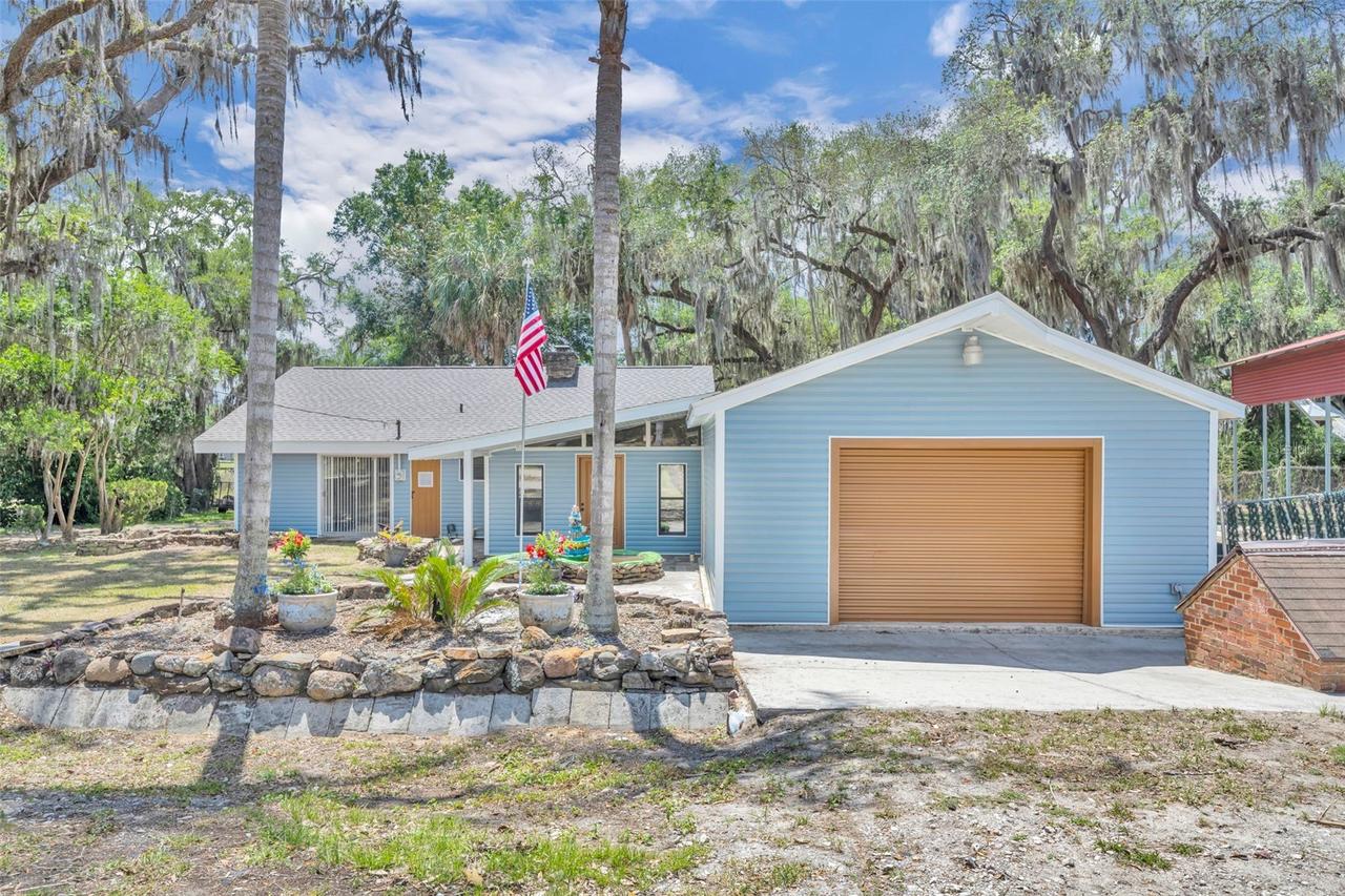 13450 SE 105th Ter., Ocklawaha, FL 32179