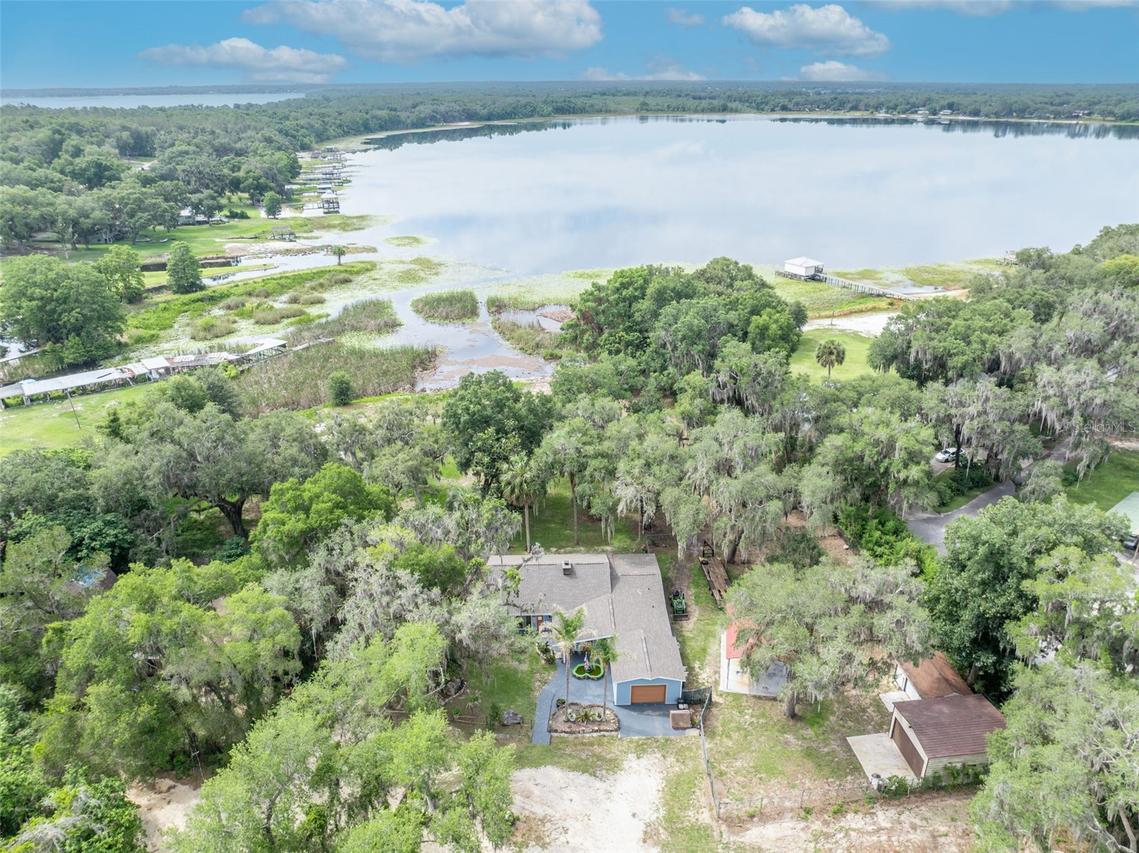 13450 SE 105th Ter., Ocklawaha, FL 32179