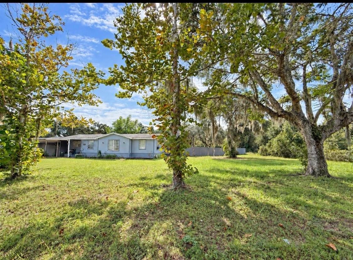 26106 Fishermans Rd., Paisley, FL 32767