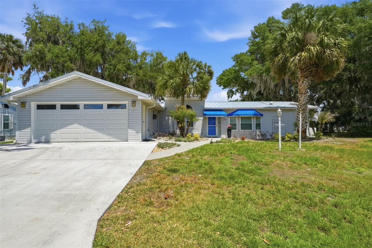 119 Lake Shore Cir., Leesburg, FL 34788