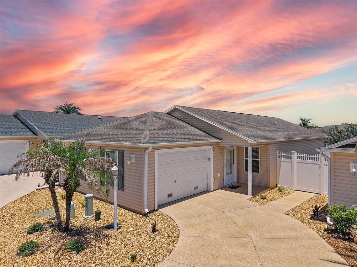 871 Amber Ct., The Villages, FL 32163