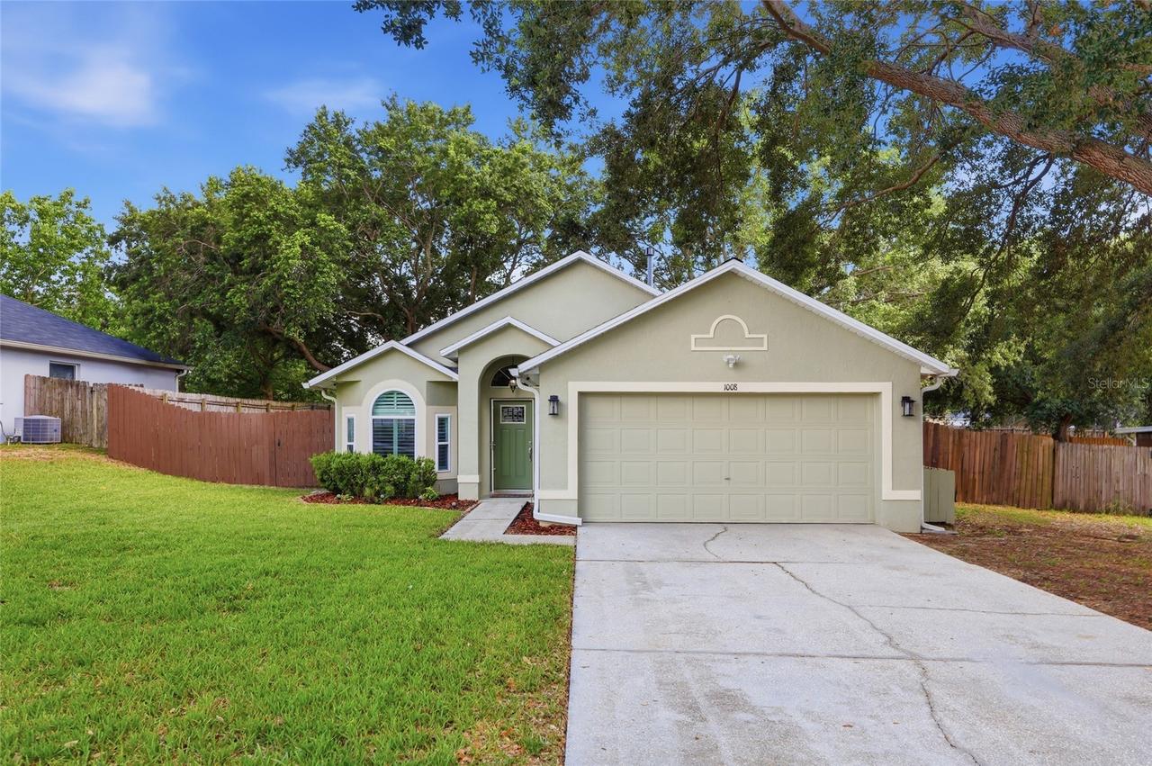 1008 Chateau Cir Cir., Minneola, FL 34715