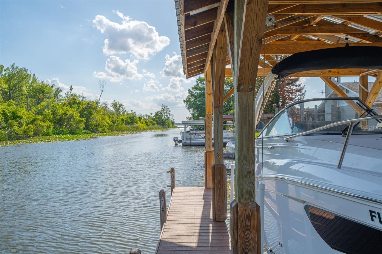 13334 Country Club Dr., Tavares, FL 32778