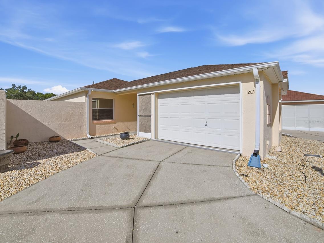 1202 Fernando Ln., The Villages, FL 32159