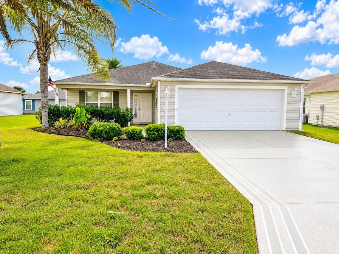 3085 Baffie Ct., The Villages, FL 32163