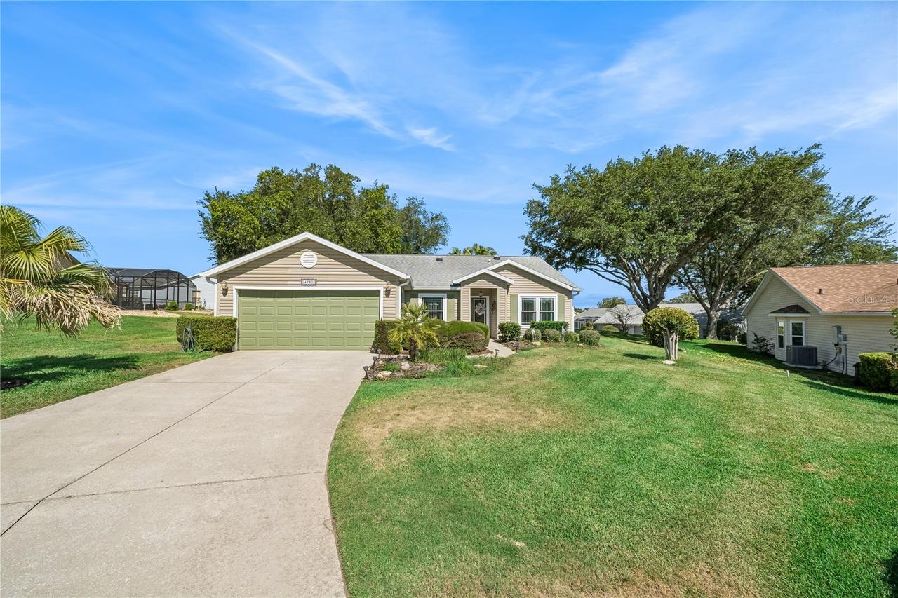 4730 Sawgrass Lake Cir., Leesburg, FL 34748