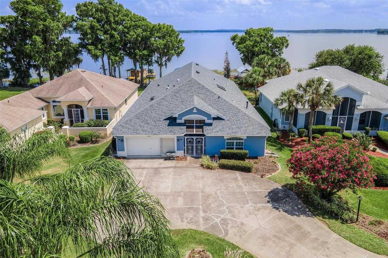 6274 Sailboat Ave., Tavares, FL 32778