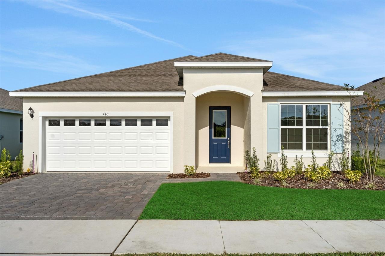 748 Sunshower Dr., Lady Lake, FL 32159