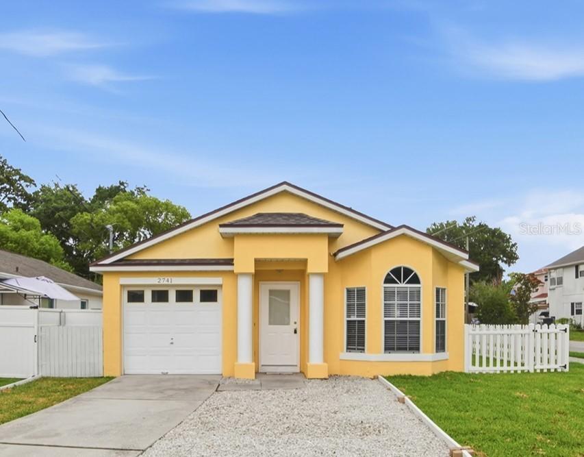 2741 S Brown Ave., Orlando, FL 32806