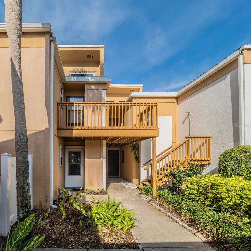 1051 S Highland St. #7E, Mount Dora, FL 32757