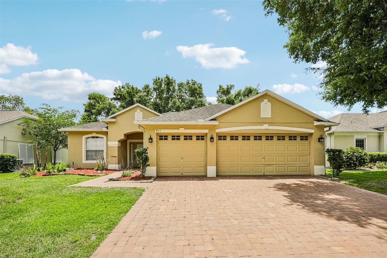 915 Moonluster Dr., Casselberry, FL 32707