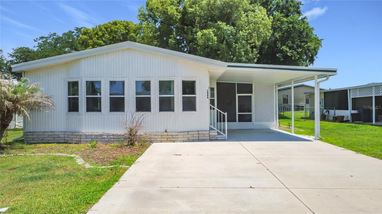 1666 Elkhart Cir., Tavares, FL 32778