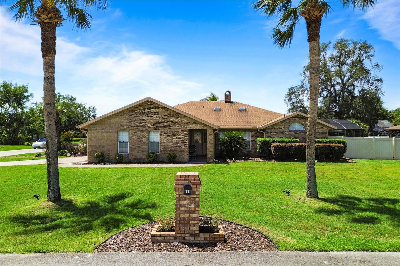 565 Hayman Ct., Debary, FL 32713