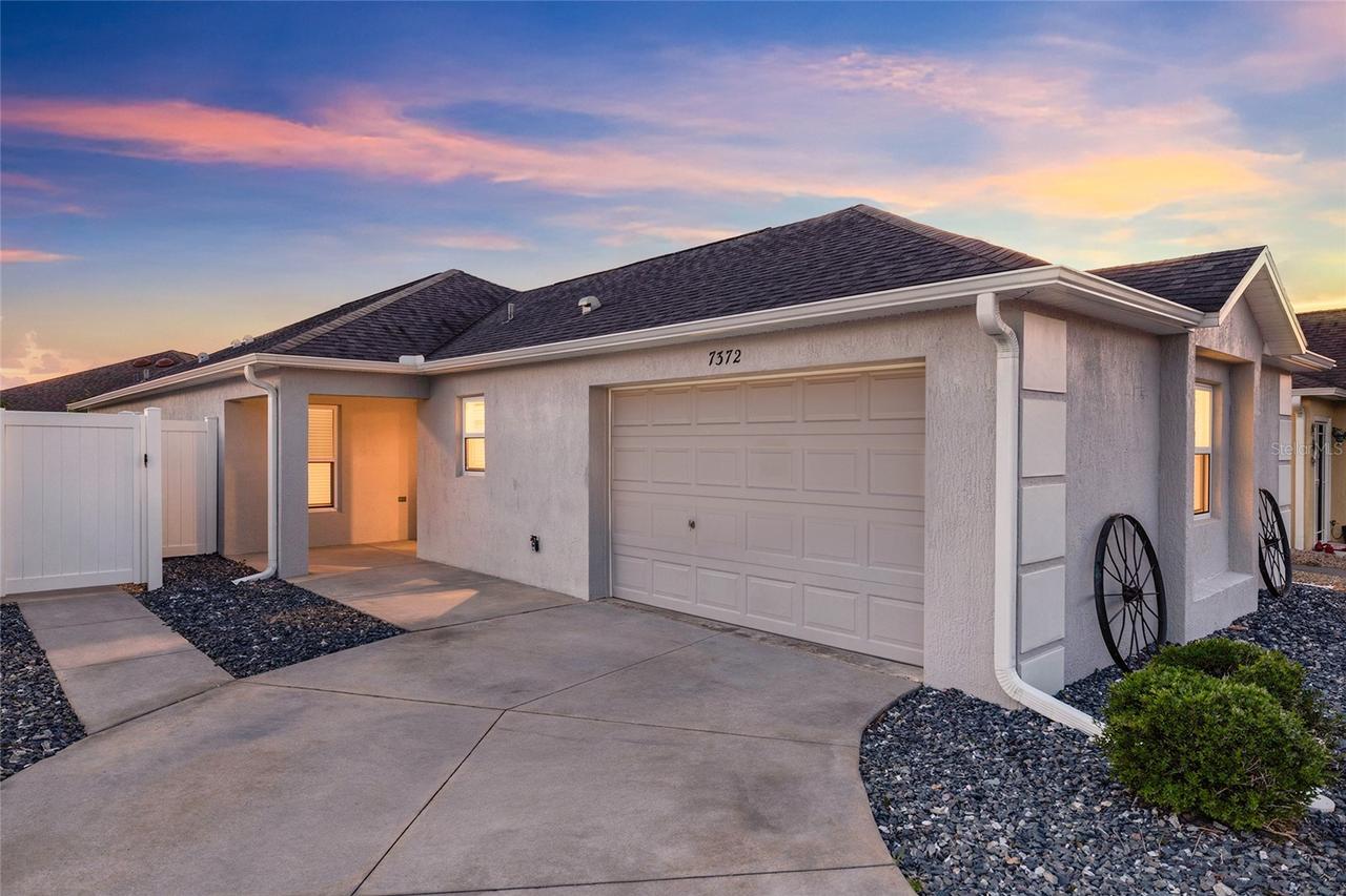 7372 SE 168th Mitzi St., The Villages, FL 32162